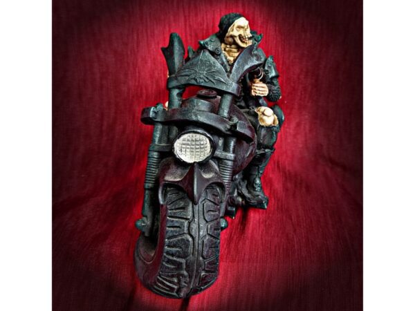 Screaming Wheels Figure