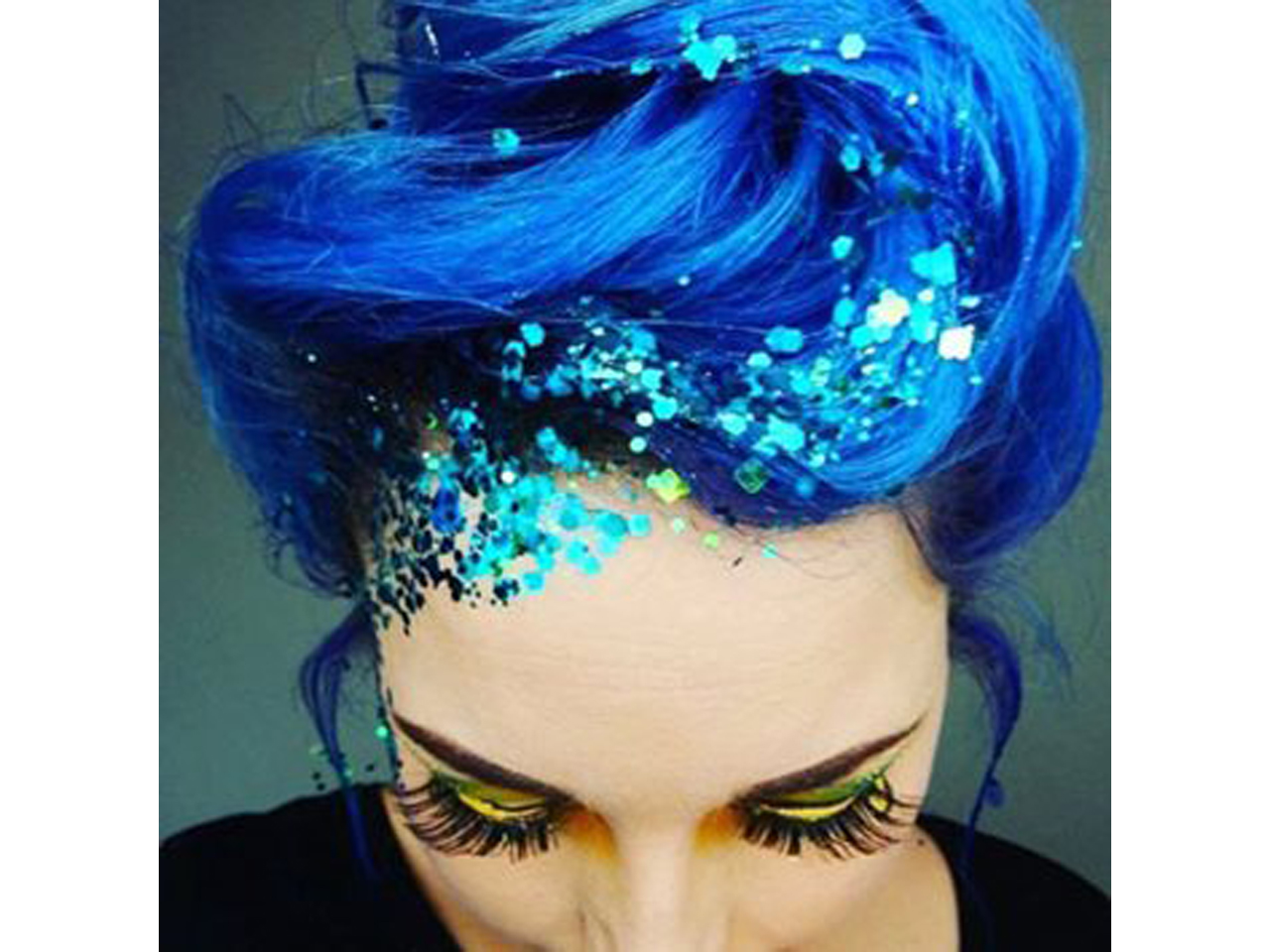 Capri Blue Hair Color: Celebrity Inspiration and Trends - wide 7
